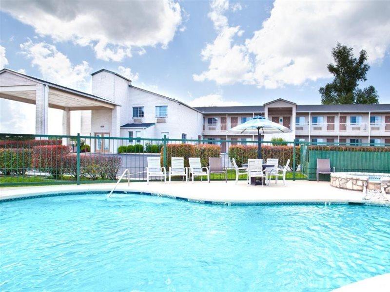Days Inn By Wyndham Kerrville Kültér fotó
