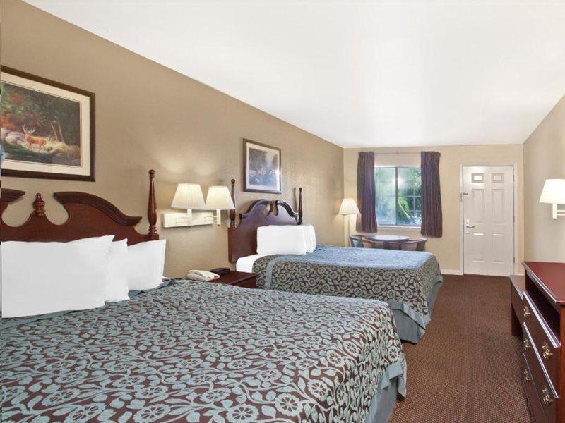 Days Inn By Wyndham Kerrville Kültér fotó