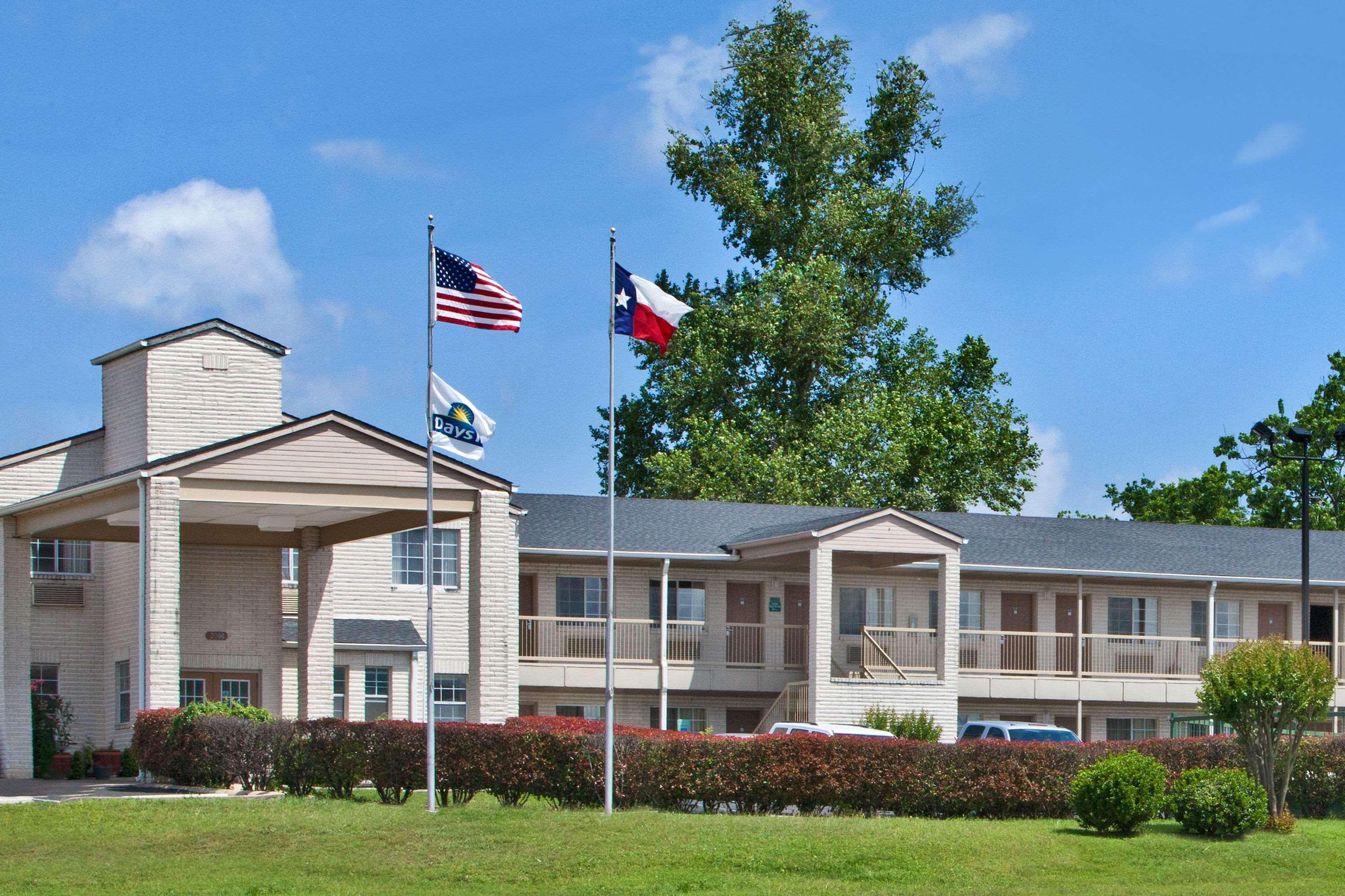 Days Inn By Wyndham Kerrville Kültér fotó