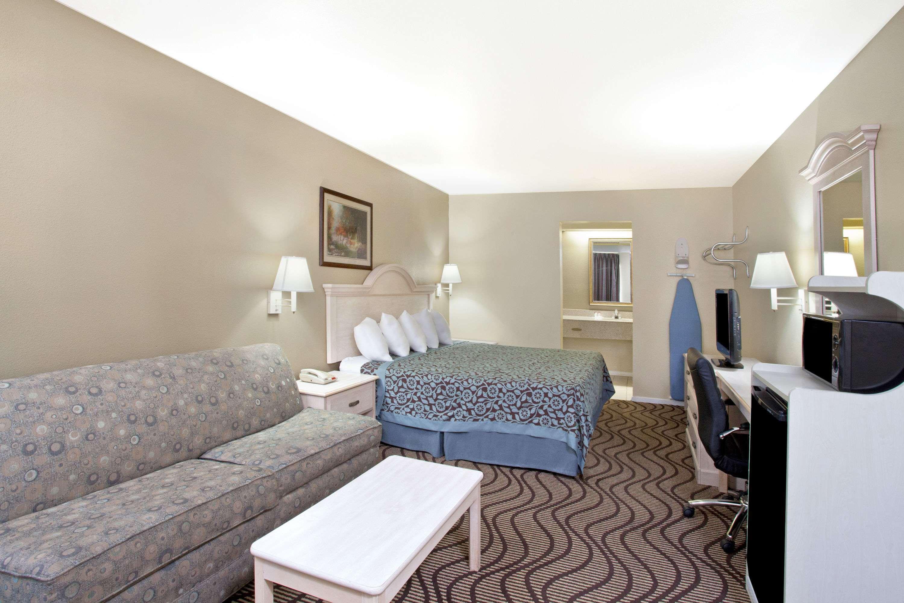 Days Inn By Wyndham Kerrville Kültér fotó